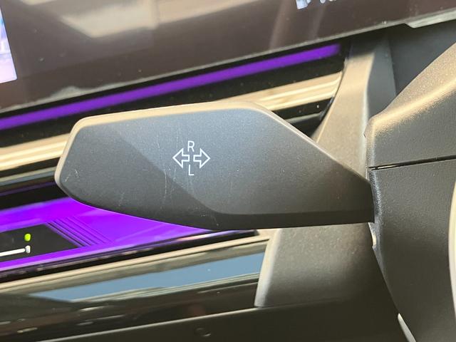 ５シリーズ ５２３ｄ　ｘＤｒｉｖｅツーリング　エクスクルーシブ　認定中古車　元試乗車　サンルーフ　ＡＣＣ　２０ＡＷ　黒本革シート　ｈａｒｍａｎ／ｋａｒｄｏｎスピーカー　ヘッドアップディスプレイ　アクティブベンチレーション　フルセグＴＶ　電動テールゲート（32枚目）