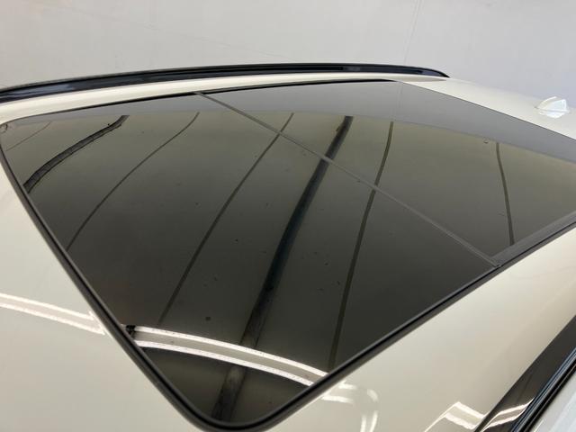 Ｘ５ ｘＤｒｉｖｅ　４０ｄ　Ｍスポーツ　認定中古車　元試乗車　サンルーフ　７人乗り　黒本革　ｈａｒｍａｎ／ｋａｒｄｏｎ　ドリンク温冷　ステアリングヒーター　アクティブベンチレーション　２１ＡＷ　エアサス　フルセグＴＶ　電動テールゲート（16枚目）