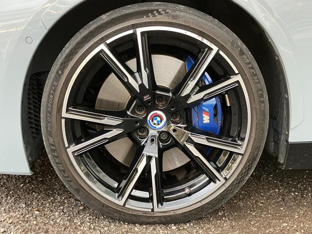 2シリーズ M240i xDriveクーペ ハイラインパッケージ 認定中古車 ヘッドアップディスプレイ ACC 茶本革シート シートヒーター 電動シート 19インチAW 全周囲カメラ ETC(11枚目)