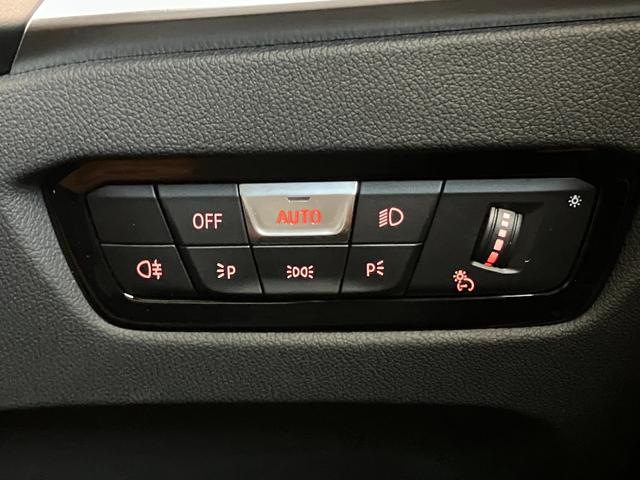 2シリーズ M240i xDriveクーペ ハイラインパッケージ 認定中古車 ヘッドアップディスプレイ ACC 茶本革シート シートヒーター 電動シート 19インチAW 全周囲カメラ ETC(41枚目)