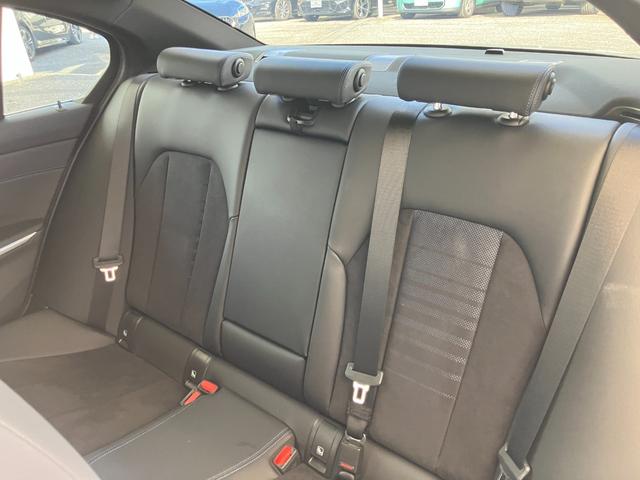 ３シリーズ ３２０ｄ　ｘＤｒｉｖｅＭスポーツエディションシャドー　認定中古車　元試乗車　２年保証付　ハーフレザーシート　シートヒーター　ヘッドアップディスプレイ　電動シート　アクティブクルーズコントロール　１９インチＡＷ　電動テールゲート　全周囲カメラ（22枚目）