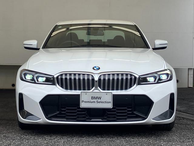 3シリーズ 318i Mスポーツ 認定中古車 元試乗車 2年保証付 シートヒーター ACC ヘッドアップディスプレイ アクティブクルーズコントロール 18インチAW 電動リアゲート 全周囲カメラ ETC(5枚目)