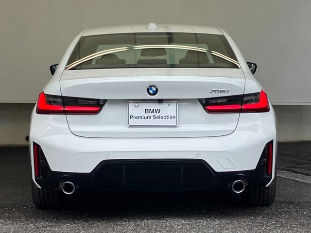 3シリーズ 318i Mスポーツ 認定中古車 元試乗車 2年保証付 シートヒーター ACC ヘッドアップディスプレイ アクティブクルーズコントロール 18インチAW 電動リアゲート 全周囲カメラ ETC(9枚目)