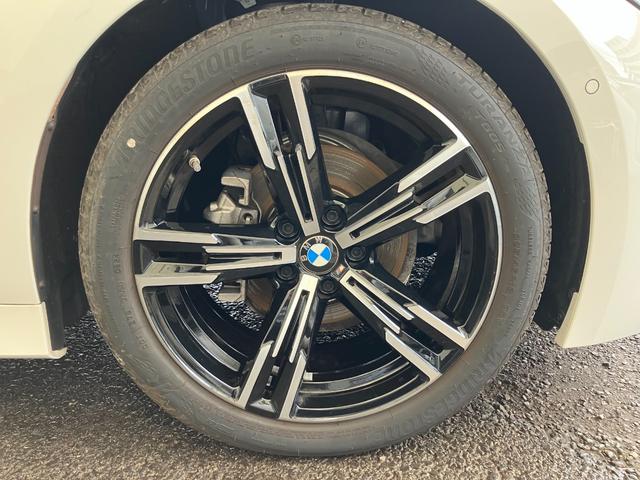3シリーズ 318i Mスポーツ 認定中古車 元試乗車 2年保証付 シートヒーター ACC ヘッドアップディスプレイ アクティブクルーズコントロール 18インチAW 電動リアゲート 全周囲カメラ ETC(12枚目)