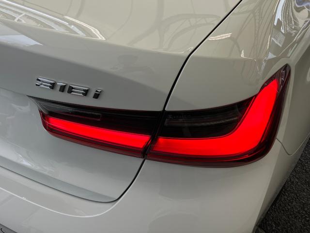 3シリーズ 318i Mスポーツ 認定中古車 元試乗車 2年保証付 シートヒーター ACC ヘッドアップディスプレイ アクティブクルーズコントロール 18インチAW 電動リアゲート 全周囲カメラ ETC(16枚目)