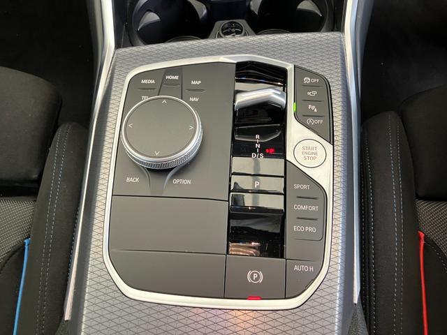 3シリーズ 318i Mスポーツ 認定中古車 元試乗車 2年保証付 シートヒーター ACC ヘッドアップディスプレイ アクティブクルーズコントロール 18インチAW 電動リアゲート 全周囲カメラ ETC(36枚目)