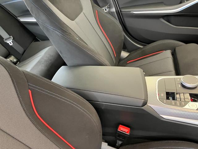 3シリーズ 318i Mスポーツ 認定中古車 元試乗車 2年保証付 シートヒーター ACC ヘッドアップディスプレイ アクティブクルーズコントロール 18インチAW 電動リアゲート 全周囲カメラ ETC(37枚目)