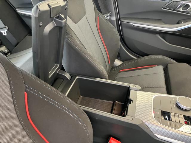 3シリーズ 318i Mスポーツ 認定中古車 元試乗車 2年保証付 シートヒーター ACC ヘッドアップディスプレイ アクティブクルーズコントロール 18インチAW 電動リアゲート 全周囲カメラ ETC(38枚目)