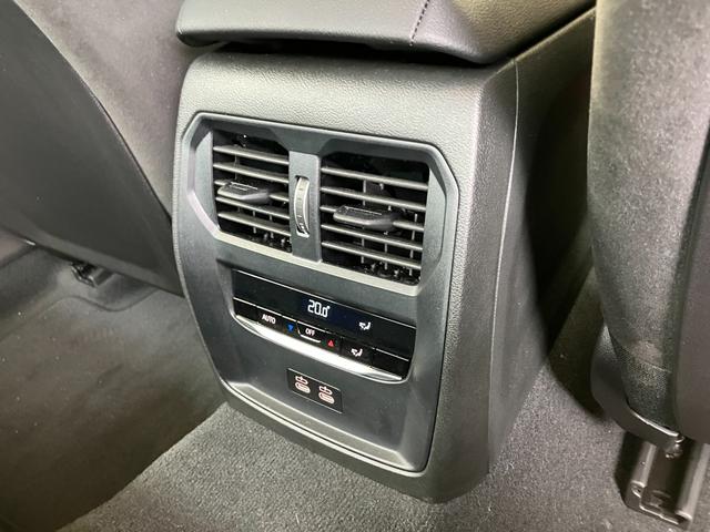 3シリーズ 318i Mスポーツ 認定中古車 元試乗車 2年保証付 シートヒーター ACC ヘッドアップディスプレイ アクティブクルーズコントロール 18インチAW 電動リアゲート 全周囲カメラ ETC(42枚目)