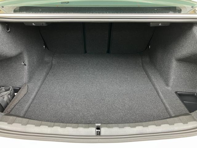 3シリーズ 318i Mスポーツ 認定中古車 元試乗車 2年保証付 シートヒーター ACC ヘッドアップディスプレイ アクティブクルーズコントロール 18インチAW 電動リアゲート 全周囲カメラ ETC(43枚目)