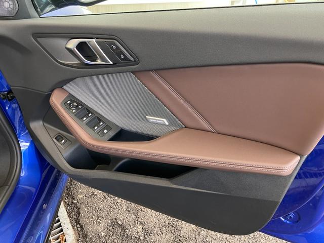 １シリーズ １２０ｄ　Ｍスポーツ　ハイラインパッケージ　認定中古車　元試乗車　ｈａｒｍａｎ／ｋａｒｄｏｎ　茶本革　ヘッドアップディスプレイ　シートヒーター　電動シート　アクティブクルーズコントロール　１８ＡＷ　電動テールゲート　全周囲カメラ（18枚目）