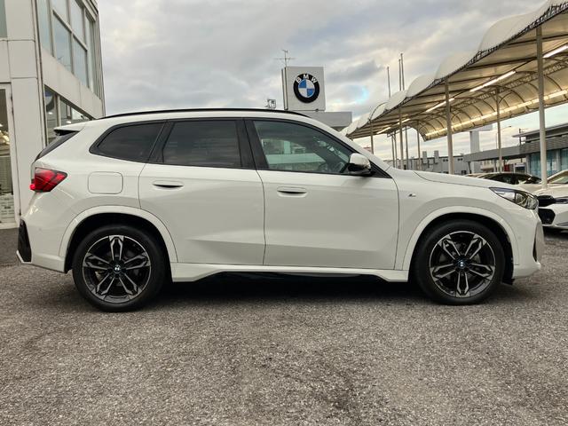 Ｘ１ ｘＤｒｉｖｅ　２０ｄ　Ｍスポーツ　認定中古車　元試乗車　２年保証付　ハーフレザーシート　ヘッドアップディスプレイ　シートヒーター　電動シート　アクティブクルーズコントロール　１９インチＡＷ　電動テールゲート　全周囲カメラ　ＥＴＣ（7枚目）