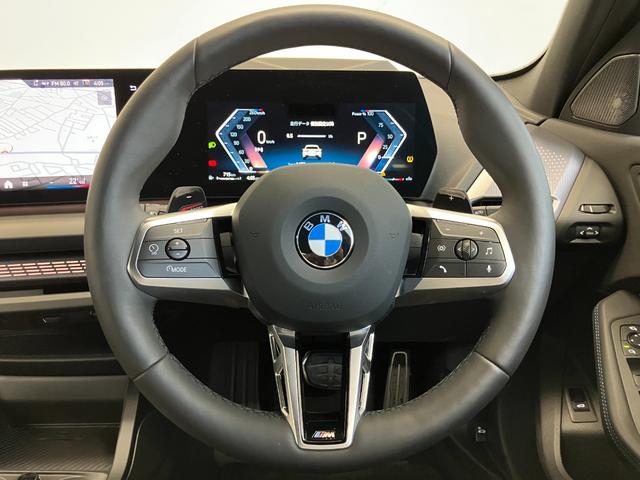 １シリーズ １２０ｄ　Ｍスポーツ　認定中古車　元試乗車　ハーフレザーシート　ヘッドアップディスプレイ　ｈａｒｍａｎ／ｋａｒｄｏｎスピーカー　シートヒーター　電動シート　ＡＣＣ　１８インチＡＷ　電動テールゲート　全周囲カメラ（25枚目）