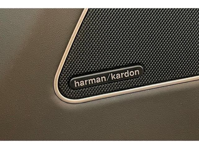 レヴァンテ ベースグレード　パノラマルーフ　２１インチＡＷ　　ｈａｒｍａｎ／ｋａｒｄｏｎ　アダプティブ・エアサス＋スカイフック・システム　パワーテールゲート　アダプティブクルコン　カーボンファイバートリム　サラウンドビュー（39枚目）