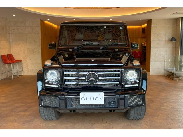 Ｇクラス Ｇ３５０ｄ　デジーノマヌファクトゥーアエディション　１００台限定　スライディングルーフ　ブラック１９インチＡＷ　シートヒーター＆ベンチレーター　レッド／ブラックツートンステアリング　レッドステッチ入ｄｅｓｉｇｎｏレザーインテリア（6枚目）
