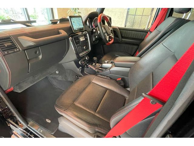 Ｇクラス Ｇ３５０ｄ　デジーノマヌファクトゥーアエディション　１００台限定　スライディングルーフ　ブラック１９インチＡＷ　シートヒーター＆ベンチレーター　レッド／ブラックツートンステアリング　レッドステッチ入ｄｅｓｉｇｎｏレザーインテリア（31枚目）