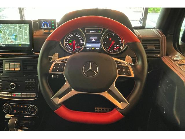 Ｇクラス Ｇ３５０ｄ　デジーノマヌファクトゥーアエディション　１００台限定　スライディングルーフ　ブラック１９インチＡＷ　シートヒーター＆ベンチレーター　レッド／ブラックツートンステアリング　レッドステッチ入ｄｅｓｉｇｎｏレザーインテリア（39枚目）