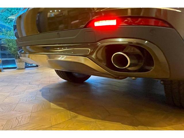Ｘ６ ｘＤｒｉｖｅ　３５ｉ　デザインピュアエクストラヴァガンス　専用エクステリア　専用インテリア　革シート　シートヒーター　レーダークルーズ　被害軽減ブレーキ　パワーテールゲート　ブラインドスポット　レーンキープ　地デジ（20枚目）