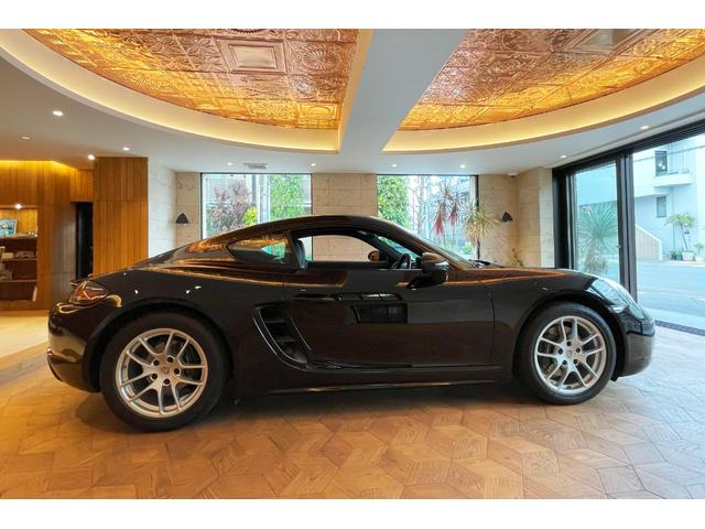 ７１８ケイマン ７１８ケイマン　ワンオーナー　エントリードライブ　スポエグ　電格ミラー　バックカメラ　ハーフレザーシート　シートヒーター　１８インチＡＷ（9枚目）