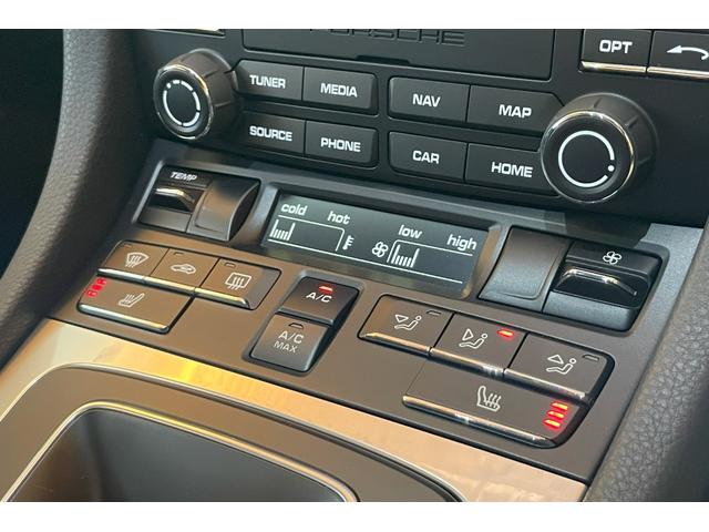 ７１８ケイマン ７１８ケイマン　ワンオーナー　エントリードライブ　スポエグ　電格ミラー　バックカメラ　ハーフレザーシート　シートヒーター　１８インチＡＷ（42枚目）