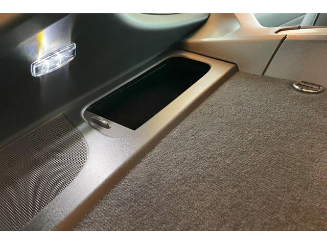 ７１８ケイマン ７１８ケイマン　ワンオーナー　エントリードライブ　スポエグ　電格ミラー　バックカメラ　ハーフレザーシート　シートヒーター　１８インチＡＷ（47枚目）