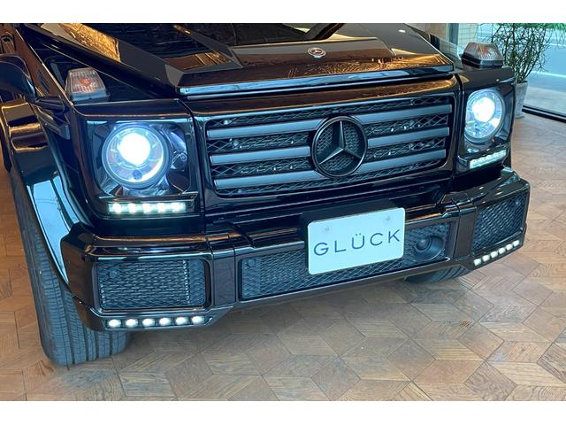 Ｇクラス Ｇ５５０　ＢＲＡＢＵＳマフラー　ｄｅｓｉｇｎｏインテリア　スライディングルーフ　ｈａｒｍａｎ／ｋａｒｄｏｎ　シートヒーター　１９インチＡＷ　ブラックペイント（グリル／ランニングボード／タイヤカバー）（10枚目）