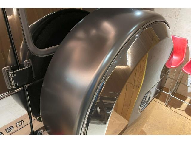Ｇクラス Ｇ５５０　ＢＲＡＢＵＳマフラー　ｄｅｓｉｇｎｏインテリア　スライディングルーフ　ｈａｒｍａｎ／ｋａｒｄｏｎ　シートヒーター　１９インチＡＷ　ブラックペイント（グリル／ランニングボード／タイヤカバー）（21枚目）