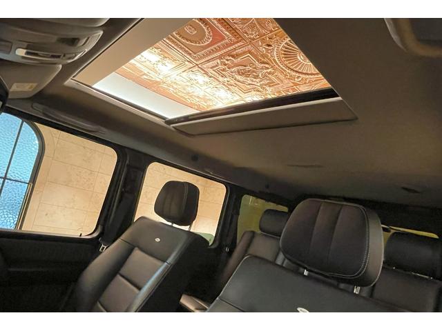 Ｇクラス Ｇ５５０　ＢＲＡＢＵＳマフラー　ｄｅｓｉｇｎｏインテリア　スライディングルーフ　ｈａｒｍａｎ／ｋａｒｄｏｎ　シートヒーター　１９インチＡＷ　ブラックペイント（グリル／ランニングボード／タイヤカバー）（25枚目）
