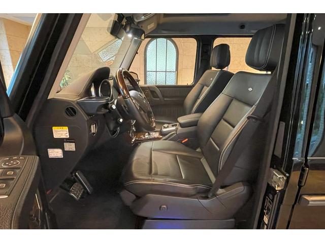 Ｇクラス Ｇ５５０　ＢＲＡＢＵＳマフラー　ｄｅｓｉｇｎｏインテリア　スライディングルーフ　ｈａｒｍａｎ／ｋａｒｄｏｎ　シートヒーター　１９インチＡＷ　ブラックペイント（グリル／ランニングボード／タイヤカバー）（28枚目）