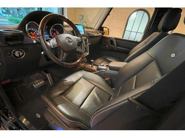 Ｇクラス Ｇ５５０　ＢＲＡＢＵＳマフラー　ｄｅｓｉｇｎｏインテリア　スライディングルーフ　ｈａｒｍａｎ／ｋａｒｄｏｎ　シートヒーター　１９インチＡＷ　ブラックペイント（グリル／ランニングボード／タイヤカバー）（29枚目）