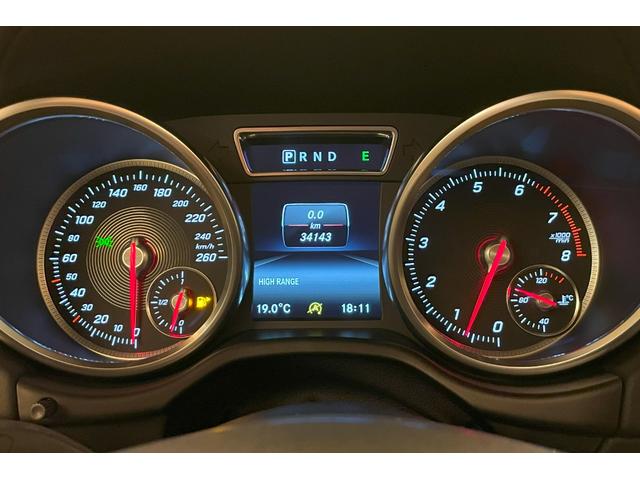 Ｇクラス Ｇ５５０　ＢＲＡＢＵＳマフラー　ｄｅｓｉｇｎｏインテリア　スライディングルーフ　ｈａｒｍａｎ／ｋａｒｄｏｎ　シートヒーター　１９インチＡＷ　ブラックペイント（グリル／ランニングボード／タイヤカバー）（41枚目）