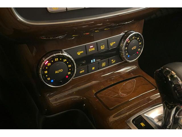 Ｇクラス Ｇ５５０　ＢＲＡＢＵＳマフラー　ｄｅｓｉｇｎｏインテリア　スライディングルーフ　ｈａｒｍａｎ／ｋａｒｄｏｎ　シートヒーター　１９インチＡＷ　ブラックペイント（グリル／ランニングボード／タイヤカバー）（45枚目）