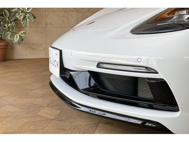 ７１８ケイマン ７１８ケイマン　６ＭＴ　ワンオーナー　スポーツデザインＰＫＧ　スポーツクロノＰＫＧ　スポーツテールパイプ　ＰＡＳＭ　ＧＴスポーツステアリング　シートヒーター　バックカメラ　スポエグ　電動可倒式ミラー（12枚目）