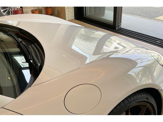 ７１８ケイマン ７１８ケイマン　６ＭＴ　ワンオーナー　スポーツデザインＰＫＧ　スポーツクロノＰＫＧ　スポーツテールパイプ　ＰＡＳＭ　ＧＴスポーツステアリング　シートヒーター　バックカメラ　スポエグ　電動可倒式ミラー（15枚目）