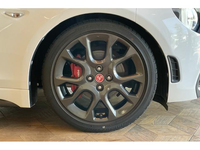 アバルト１２４ スパイダー ベースグレード　ワンオーナー　ＲｅｃｏｒｄＭｏｎｚａ　レザーシート　ＣＵＳＣＯ車高調キット　ＬＥＤヘッドライト　１７インチＡＷ　シートヒーター　クルコン　ブレンボキャリパー　スマートエントリー　バックカメラ（19枚目）