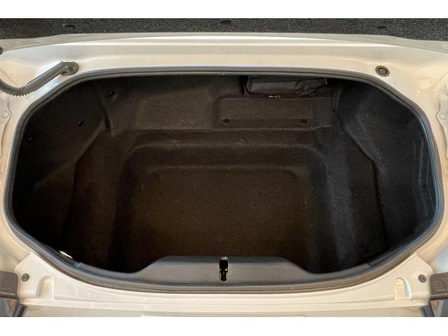 アバルト１２４ スパイダー ベースグレード　ワンオーナー　ＲｅｃｏｒｄＭｏｎｚａ　レザーシート　ＣＵＳＣＯ車高調キット　ＬＥＤヘッドライト　１７インチＡＷ　シートヒーター　クルコン　ブレンボキャリパー　スマートエントリー　バックカメラ（28枚目）