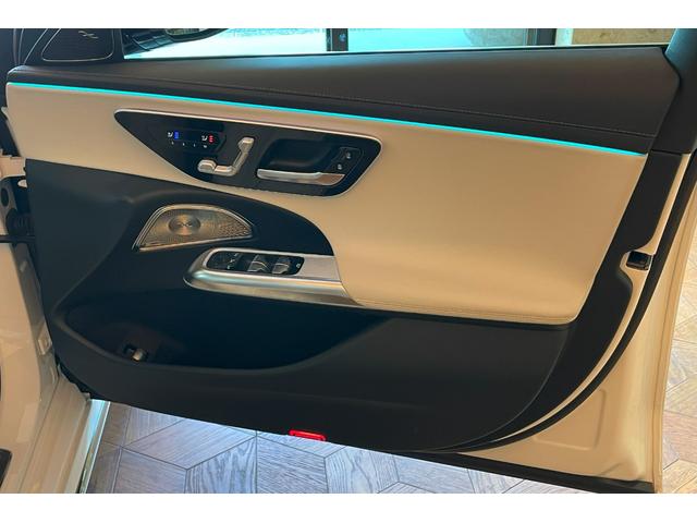 Ｅクラス Ｅ３００　エクスクルーシブ　パノラマＳＲ　デジタルインテリアＰＫＧ　ＡＭＧラインＰＫＧ　レザーエクスクルーシブＰＫＧ　セルフィ―＆ビデオカメラ　ブラウンオープンポアメープルウッド（65枚目）