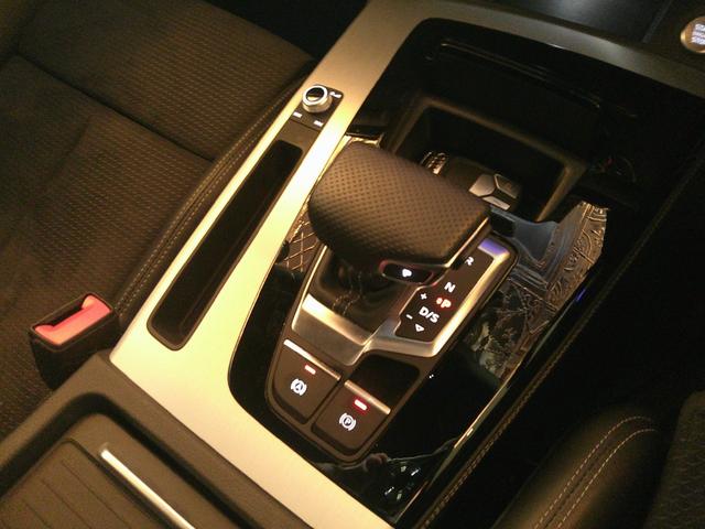 Ｑ５ ４０ＴＤＩクワトロ　Ｓライン　４０ＴＤＩクワトロ　Ｓライン　フルセグＴＶ／全方位カメラ／シートヒーター／アダプティブクルーズコントロール／ブラインドスポットモニター／パワーバックドア／パワーシート／Ｗエアコン／バックモニター（14枚目）