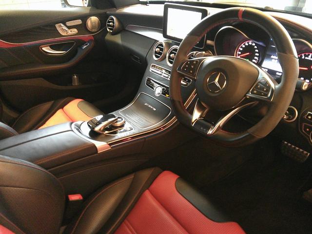 Cクラス C63 S エクスクルーシブP&RSP ディストロニックプラス パノラマSR ヘッドアップディスプレイ HDDナビTV ブルメスターサウンドスピーカー Bカメラ PTS LEDライト AMGエアロ&19AW(3枚目)