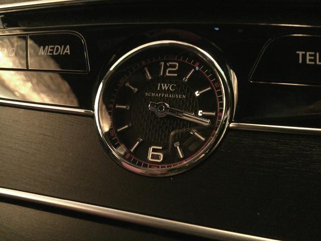 Cクラス C63 S エクスクルーシブP&RSP ディストロニックプラス パノラマSR ヘッドアップディスプレイ HDDナビTV ブルメスターサウンドスピーカー Bカメラ PTS LEDライト AMGエアロ&19AW(46枚目)