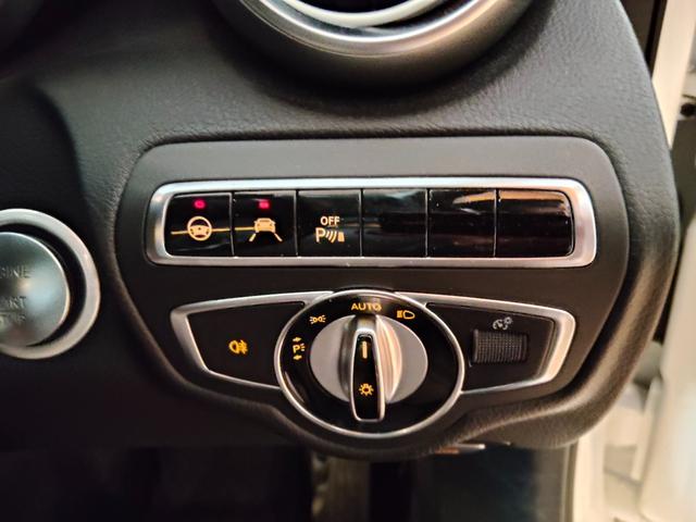 Ｃクラス Ｃ２００アバンギャルド　２０００ｃｃターボエンジン　ワンオーナー　７速ＡＴ　ＬＥＤライト　　Ａストップ　パワーシート　シートヒーター　パドルシフト　キーレスゴー　ナビ　Ｂカメラ　地デジ　ドラレコ　記録簿　弊社下取（32枚目）