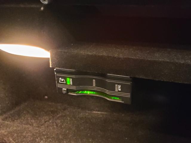 Ｃクラス Ｃ２００アバンギャルド　２０００ｃｃターボエンジン　ワンオーナー　７速ＡＴ　ＬＥＤライト　　Ａストップ　パワーシート　シートヒーター　パドルシフト　キーレスゴー　ナビ　Ｂカメラ　地デジ　ドラレコ　記録簿　弊社下取（33枚目）