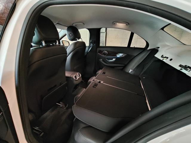 Ｃクラス Ｃ２００アバンギャルド　２０００ｃｃターボエンジン　ワンオーナー　７速ＡＴ　ＬＥＤライト　　Ａストップ　パワーシート　シートヒーター　パドルシフト　キーレスゴー　ナビ　Ｂカメラ　地デジ　ドラレコ　記録簿　弊社下取（42枚目）