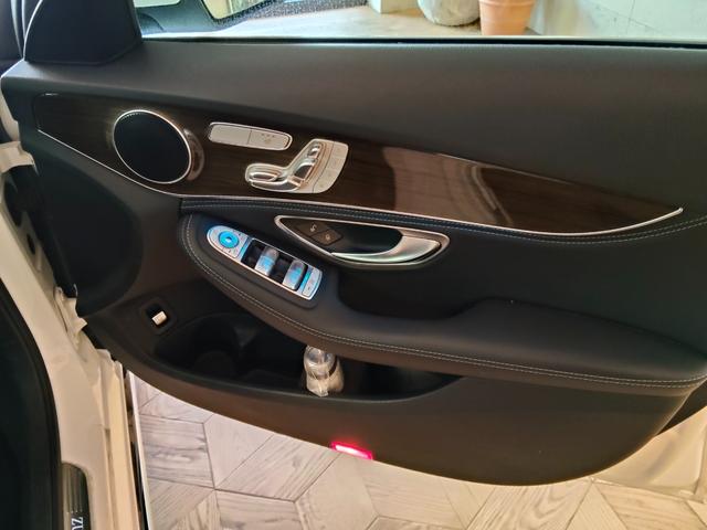 Ｃクラス Ｃ２００アバンギャルド　２０００ｃｃターボエンジン　ワンオーナー　７速ＡＴ　ＬＥＤライト　　Ａストップ　パワーシート　シートヒーター　パドルシフト　キーレスゴー　ナビ　Ｂカメラ　地デジ　ドラレコ　記録簿　弊社下取（45枚目）