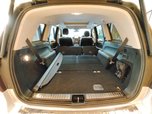 ＧＬＳ ＧＬＳ３５０ｄ　４マチックスポーツ　ディーゼル　ｈａｒｍａｎ／ｋａｒｄｏｎ　ダウンヒルスピードレギュレーション　ＡＩＲマティックサスペンション　パノラマサンルーフ　ＡＣＣ　　　ＢＳＭ　　　パワートランク　２１インチＡＭＧホイール　ＥＴＣ（26枚目）