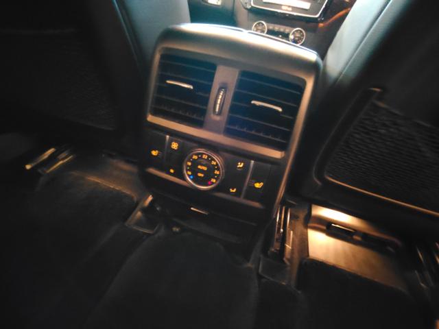 ＧＬＳ ＧＬＳ３５０ｄ　４マチックスポーツ　ディーゼル　ｈａｒｍａｎ／ｋａｒｄｏｎ　ダウンヒルスピードレギュレーション　ＡＩＲマティックサスペンション　パノラマサンルーフ　ＡＣＣ　　　ＢＳＭ　　　パワートランク　２１インチＡＭＧホイール　ＥＴＣ（33枚目）