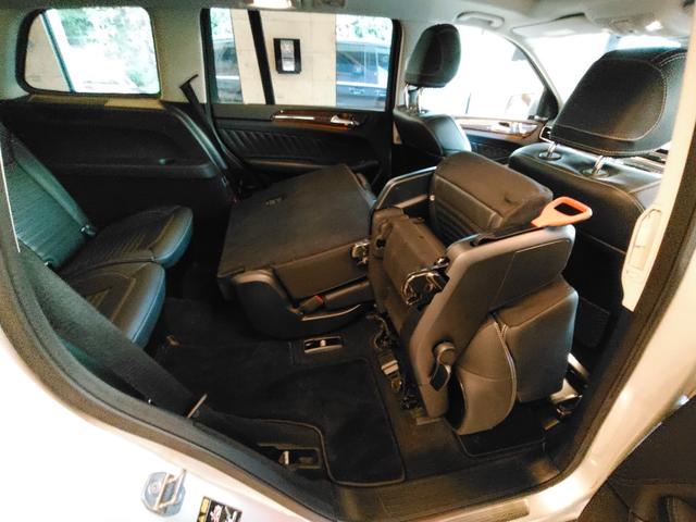 ＧＬＳ ＧＬＳ３５０ｄ　４マチックスポーツ　ディーゼル　ｈａｒｍａｎ／ｋａｒｄｏｎ　ダウンヒルスピードレギュレーション　ＡＩＲマティックサスペンション　パノラマサンルーフ　ＡＣＣ　　　ＢＳＭ　　　パワートランク　２１インチＡＭＧホイール　ＥＴＣ（53枚目）