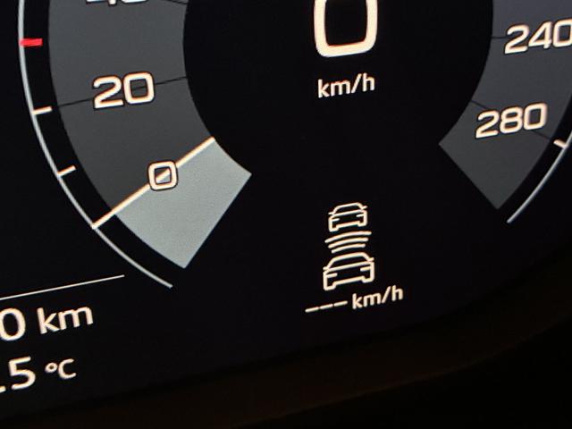 Ｑ３スポーツバック ３５ＴＦＳＩ　Ｓライン　パーシャルレザー　電動テールゲート　ＴＶチューナー　マルチカラーアンビエントライト　ＡＣＣ　レーンアシスト　カープレイ　ＬＥＤヘッドライト　パワーシート禁煙車　１オーナー　（クロノスグレーメタリック）（39枚目）