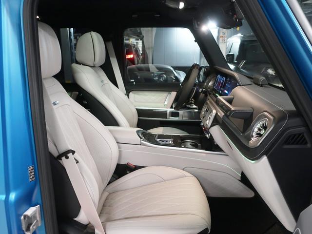 Gクラス G63 AMGレザーエクスクルーシブパッケージ カーボンステアリングインテリアナイトpkg・22inc鍛造AW・カーボンタイヤカバー・プラチナホワイトレザーカーボンインテリア・MANUFAKTURプログラムプラス&インテリアプラスPKG・OP653(21枚目)