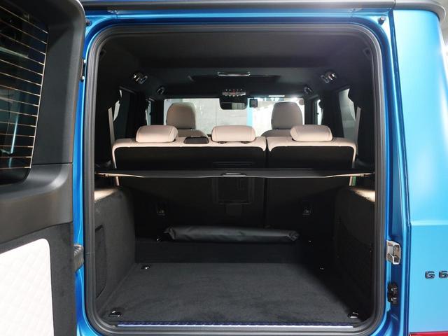 Gクラス G63 AMGレザーエクスクルーシブパッケージ カーボンステアリングインテリアナイトpkg・22inc鍛造AW・カーボンタイヤカバー・プラチナホワイトレザーカーボンインテリア・MANUFAKTURプログラムプラス&インテリアプラスPKG・OP653(62枚目)